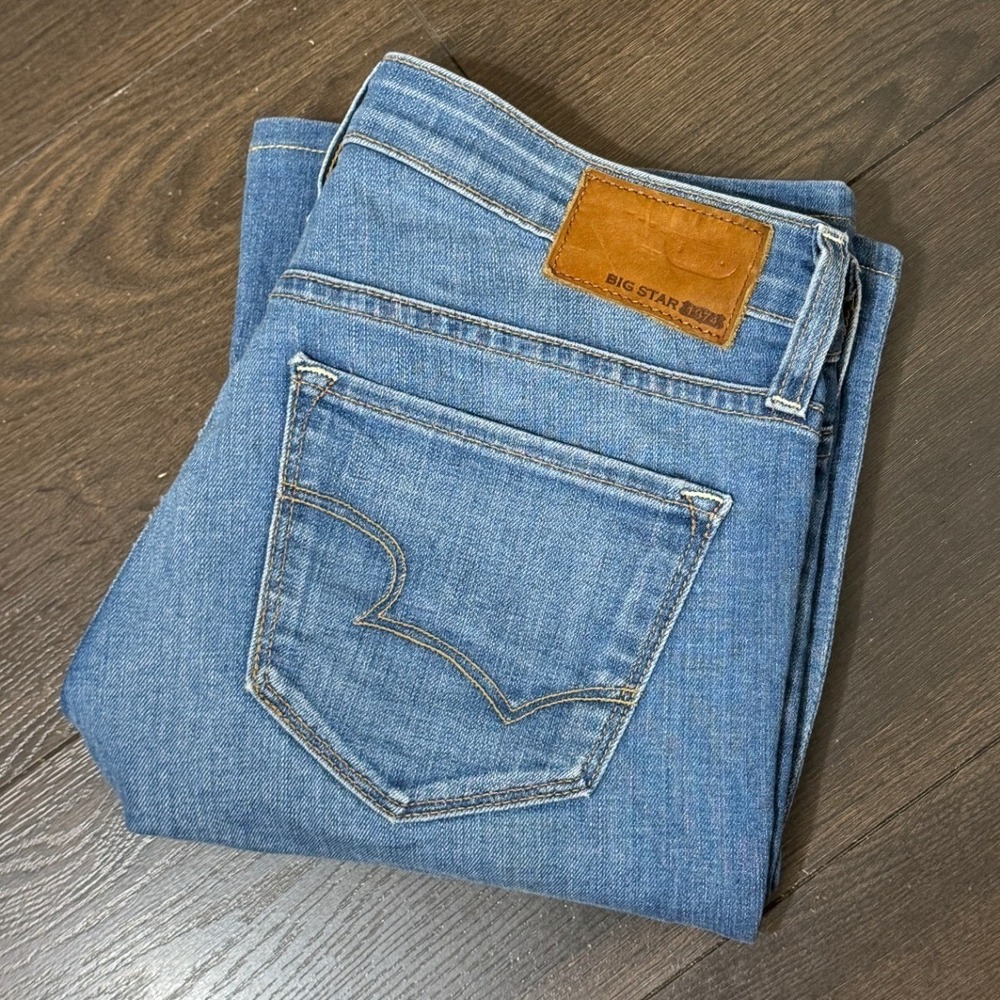 Big Star Jeans 27 x 30 Short Remy Boot Low Rise Fit Jeans Medium Wash Blue Denim